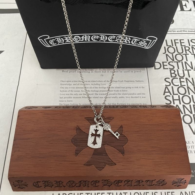Ch**me He**ts necklaces
